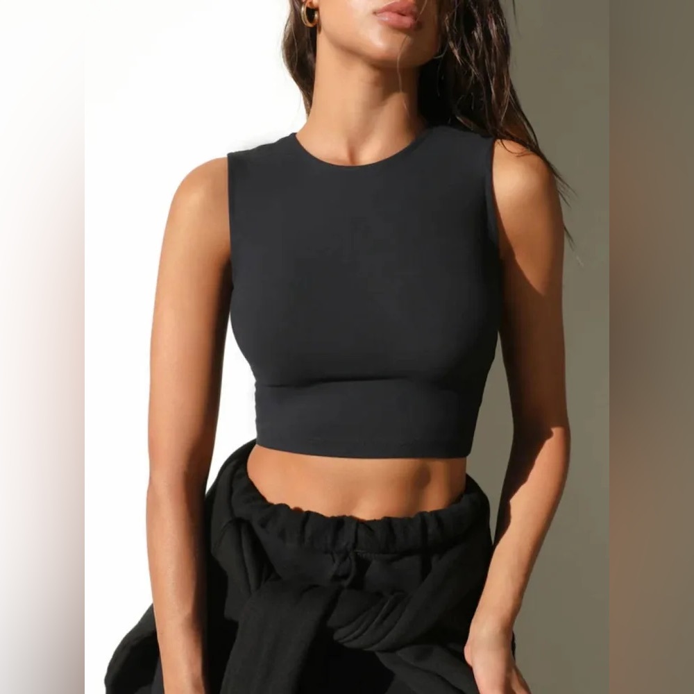 NWT Joah Brown Second Skin Tank